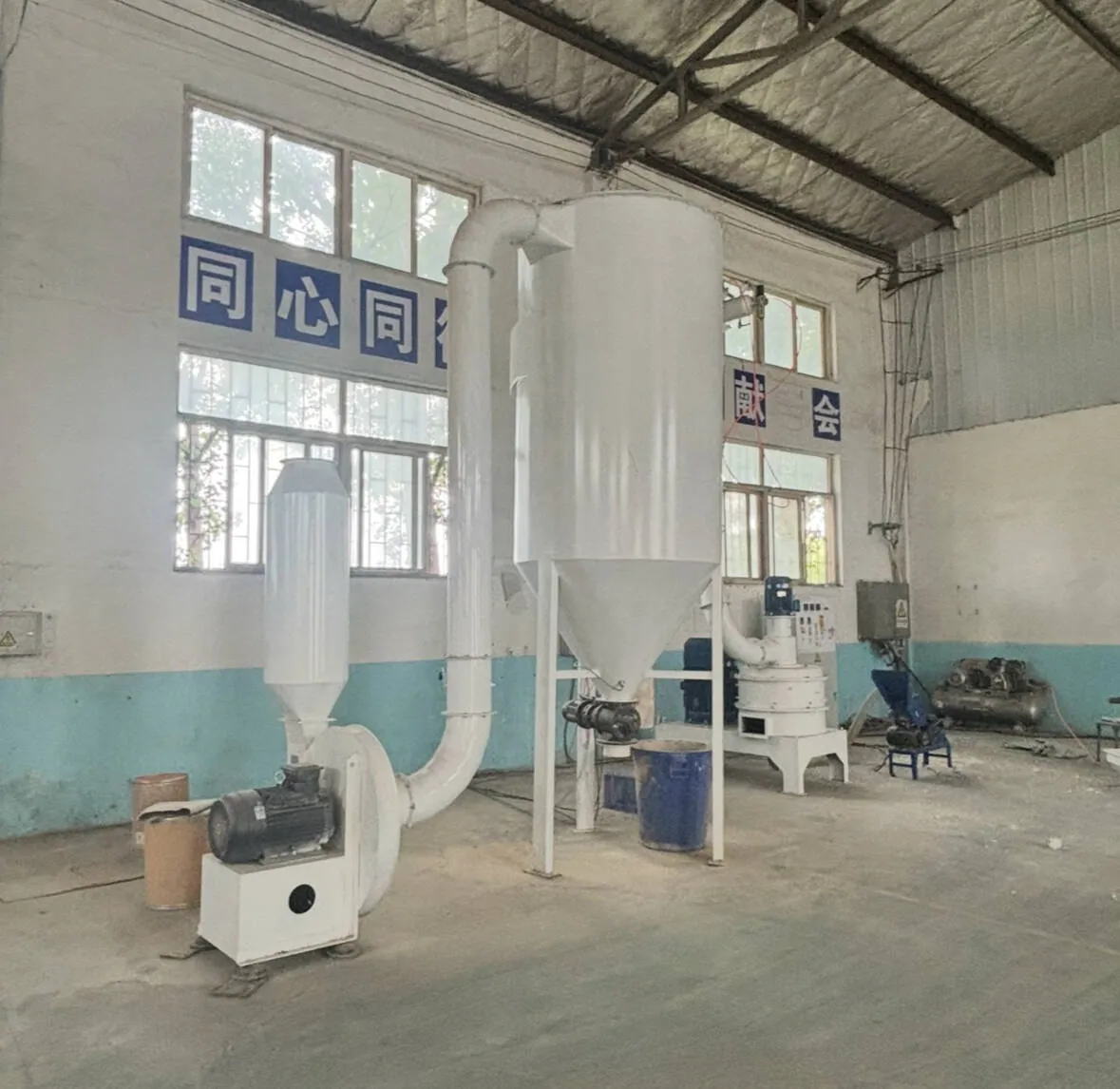 Tối đa hóa sản lượng dinh dưỡng: Tác động của máy nghiền siêu mịn thức ăn tiên tiến đối với nuôi trồng thủy sản hiện đại và xay thức ăn cho vật nuôi